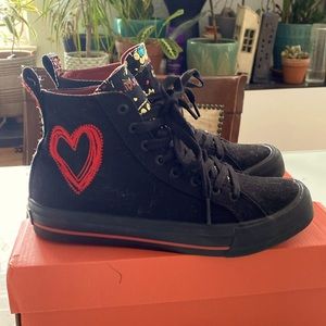 Desigual Black high top sneakers!